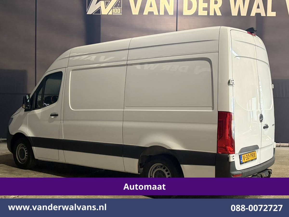 Mercedes-Benz Sprinter Mercedes-Benz Sprinter 317 CDI 170pk 9G-Tronic Automaat L2H2 Euro6 Airco | Camera | Navigatie | Apple Carplay | Cruisecontrol Android Auto, Stoelverwarming, Trekhaak, Bijrijdersbank