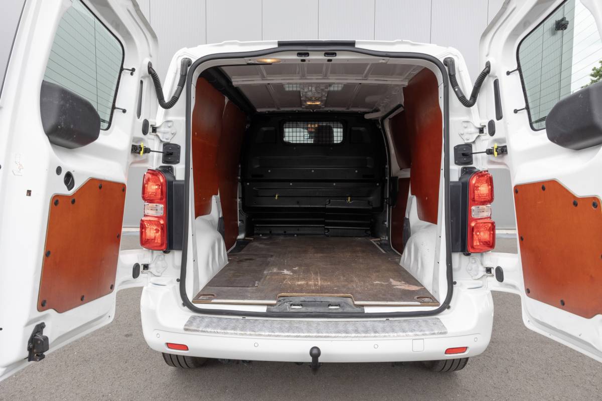 Citroën Jumpy Citroën Jumpy 2.0 | NL -AUTO | CLIMATE | NAVI | CAMERA | TREKHAAK | CRUISE