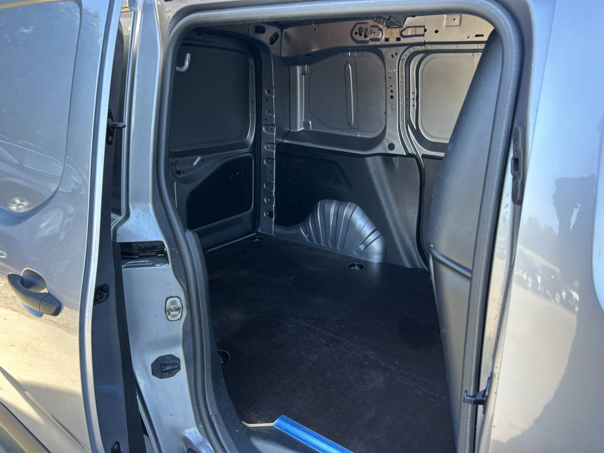 Citroën Berlingo Citroën Berlingo 1.5 BlueHDI AUTOMAAT 3 PERS CAMERA NAVI CRUISE AIRCO LMV