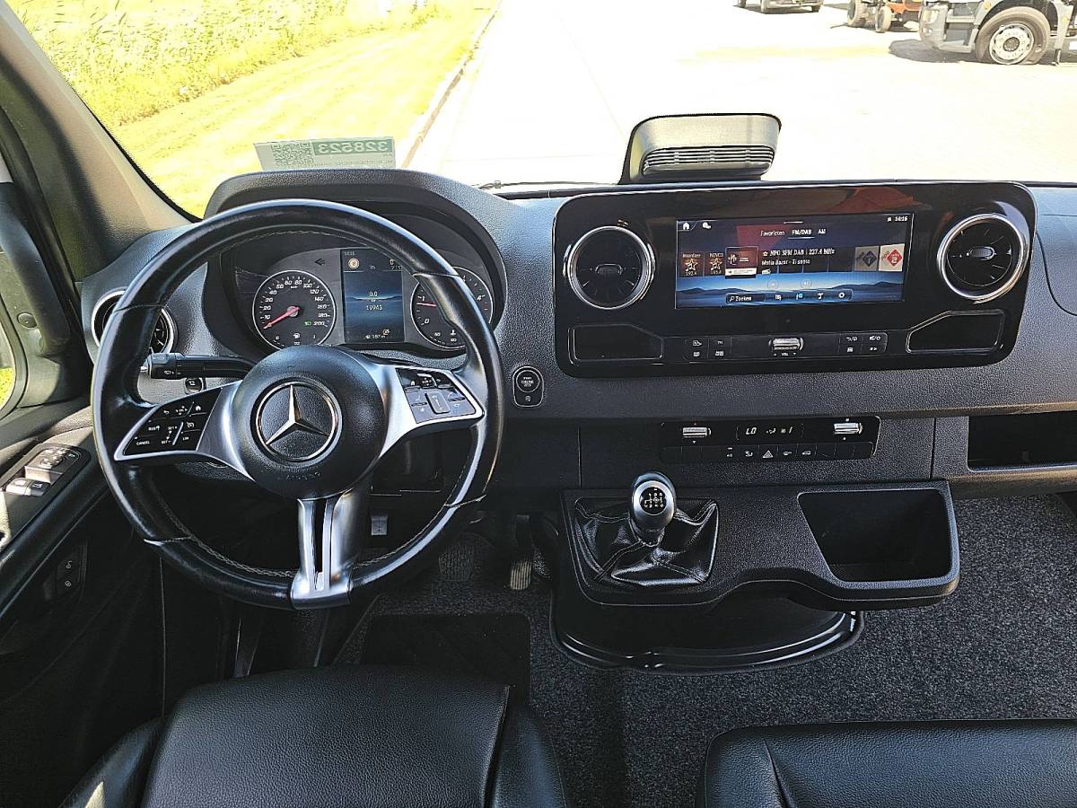 Mercedes-Benz Sprinter MERCEDES-BENZ SPRINTER 311 l2h2 mbux10  rwd
