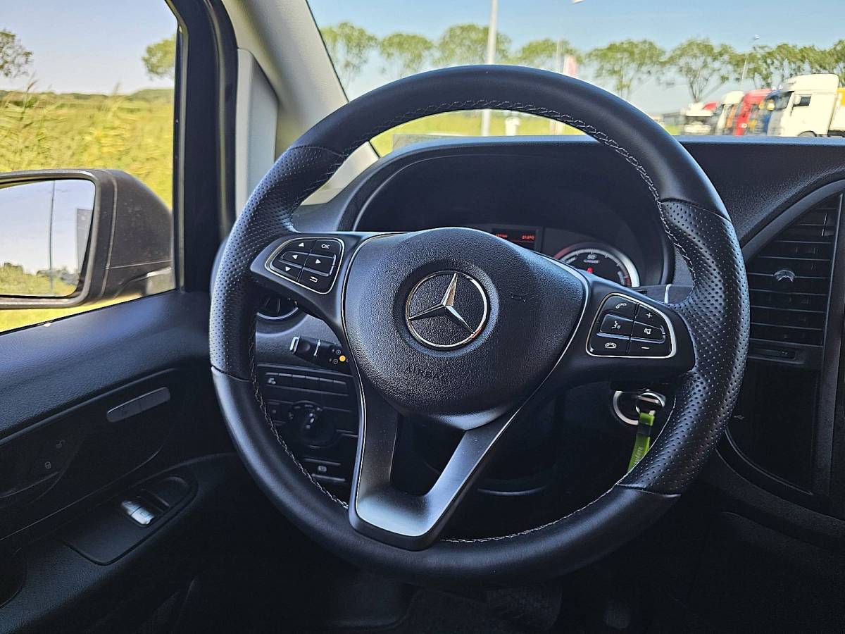Mercedes-Benz eVito MERCEDES-BENZ EVITO l2 led 280km wltp