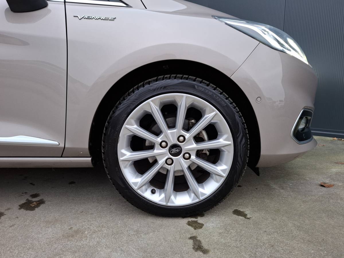 Ford Fiesta Ford Fiesta 1.0 EcoBoost Vignale CRUISE NAVI CAMERA ECC XENON PARK ASSIST ST LINE