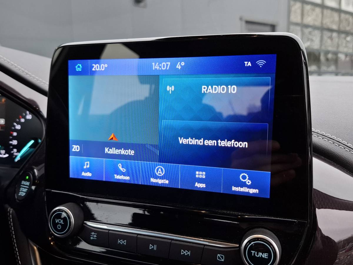 Ford Fiesta Ford Fiesta 1.0 EcoBoost Vignale CRUISE NAVI CAMERA ECC XENON PARK ASSIST ST LINE