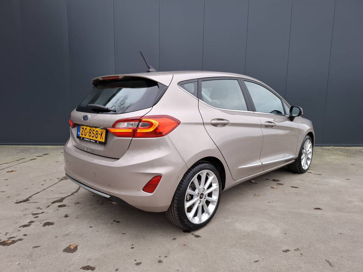 Ford Fiesta Ford Fiesta 1.0 EcoBoost Vignale CRUISE NAVI CAMERA ECC XENON PARK ASSIST ST LINE