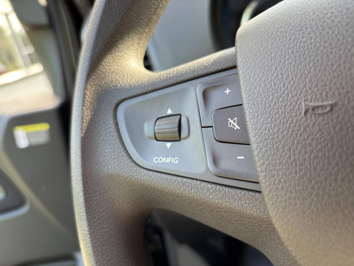 Opel Vivaro-e Opel Vivaro-e L3H1 Innovation DC 75 kWh | 329 km WLTP | Dubbele Schuifdeur | Camera | Trekhaak | CarPlay | Navi | 17″ LMV