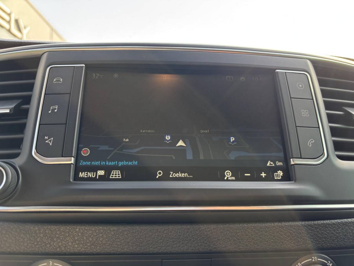 Opel Vivaro-e Opel Vivaro-e L3H1 Innovation DC 75 kWh | 329 km WLTP | Dubbele Schuifdeur | Camera | Trekhaak | CarPlay | Navi | 17″ LMV