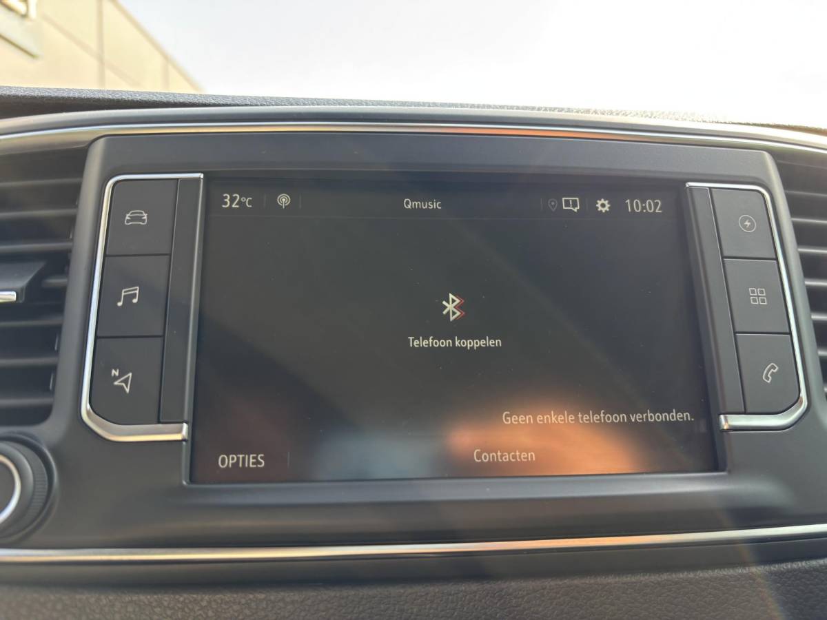 Opel Vivaro-e Opel Vivaro-e L3H1 Innovation DC 75 kWh | 329 km WLTP | Dubbele Schuifdeur | Camera | Trekhaak | CarPlay | Navi | 17″ LMV