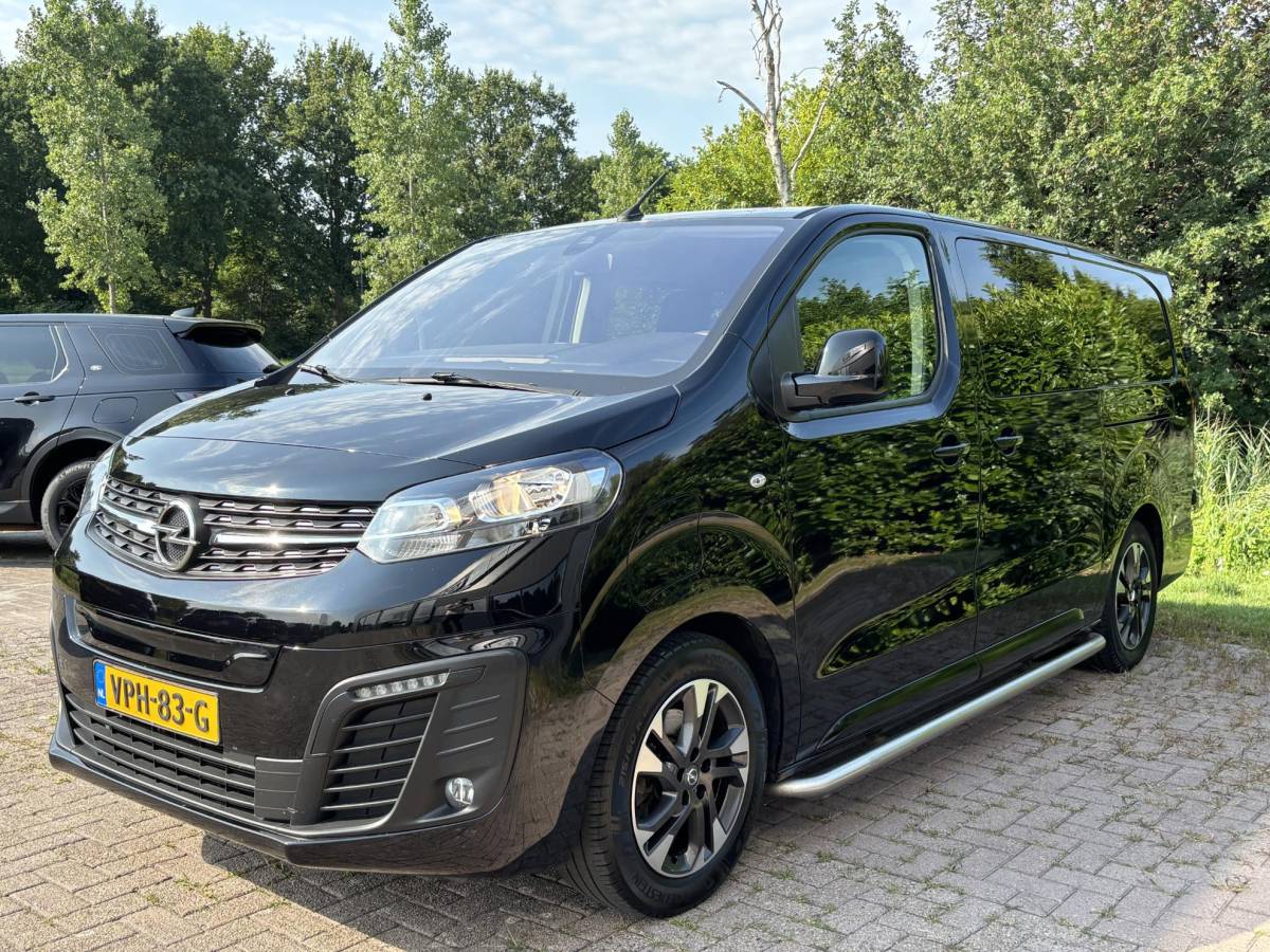 Opel Vivaro-e Opel Vivaro-e L3H1 Innovation DC 75 kWh | 329 km WLTP | Dubbele Schuifdeur | Camera | Trekhaak | CarPlay | Navi | 17″ LMV