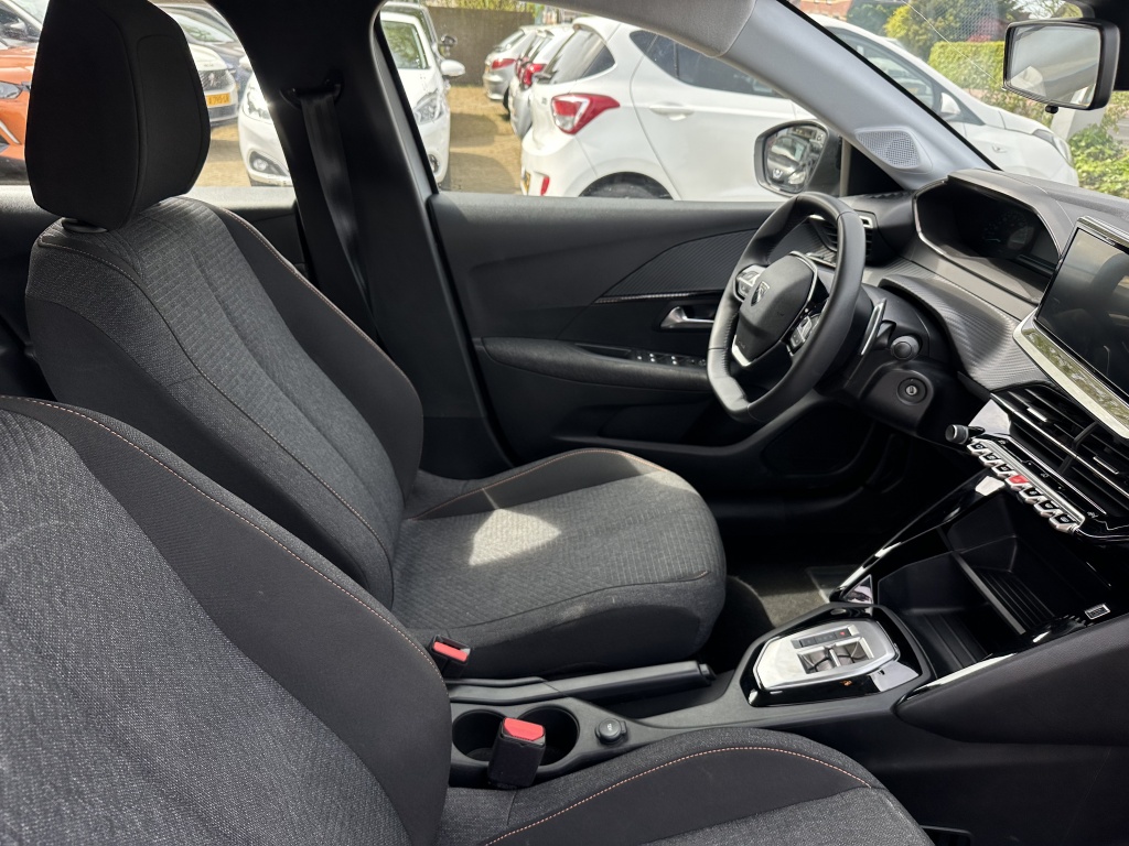 Peugeot 208 Peugeot 208 1.2 Hybr 110 Style