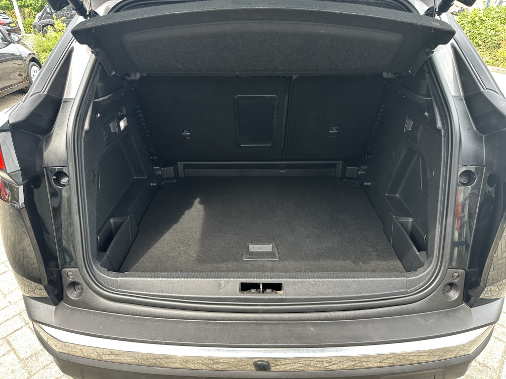 Peugeot 3008 Peugeot 3008 1.2 GT Line | Nieuwe Motor 2024 | Duindam Original |