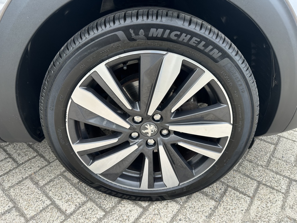 Peugeot 3008 Peugeot 3008 1.2 GT Line | Nieuwe Motor 2024 | Duindam Original |