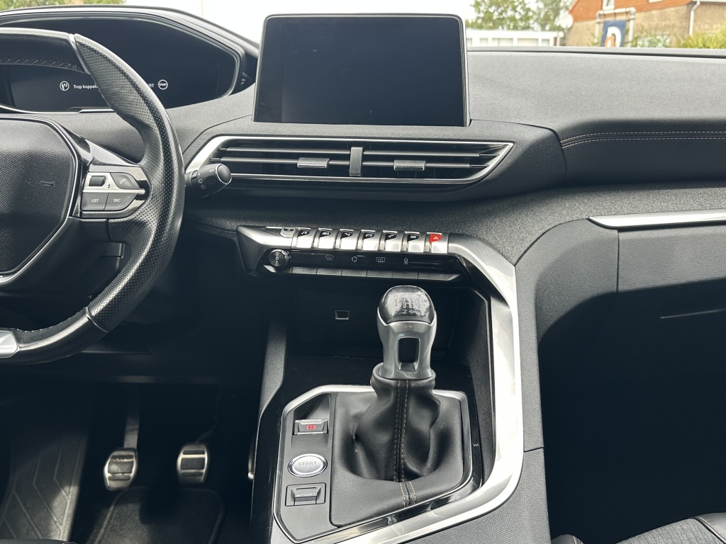Peugeot 3008 Peugeot 3008 1.2 GT Line | Nieuwe Motor 2024 | Duindam Original |
