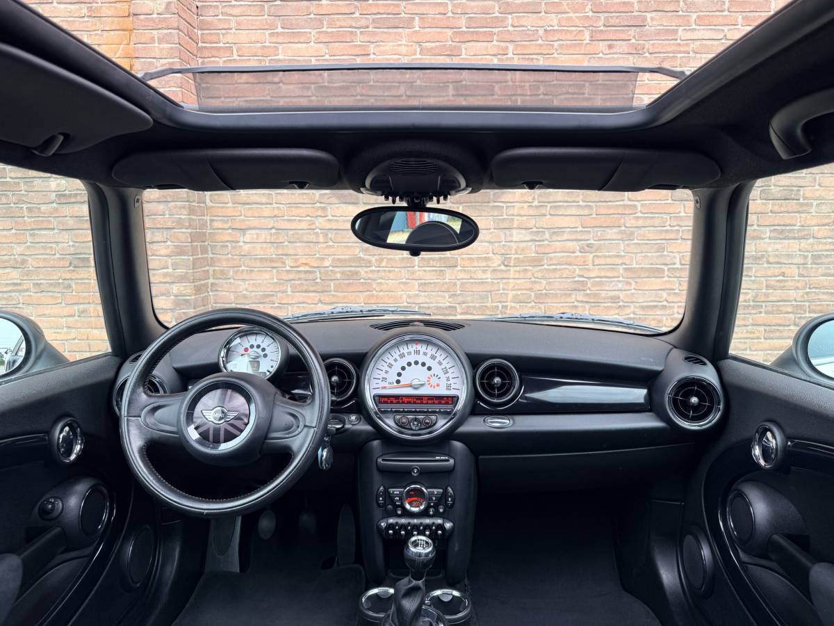 MINI Clubman MINI Clubman 1.6 One Pepper·Pano·Leer·Stoelverw.·Climate·16 inch LM velgen