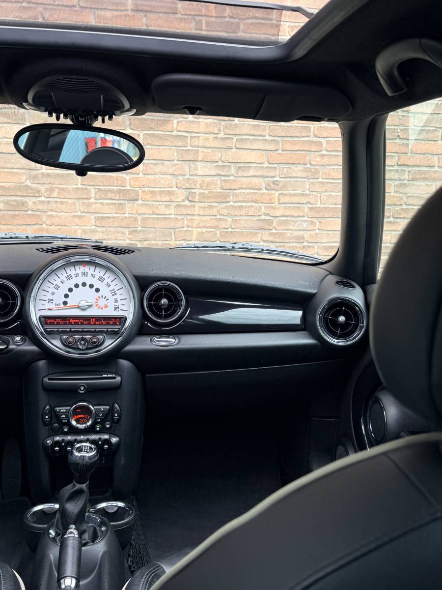 MINI Clubman MINI Clubman 1.6 One Pepper·Pano·Leer·Stoelverw.·Climate·16 inch LM velgen