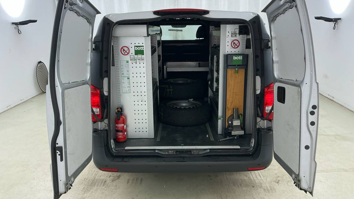 Mercedes-Benz Vito Mercedes-Benz Vito 114 CDI Lang Aut. Navi/Camera/Led/Bott Inrichting