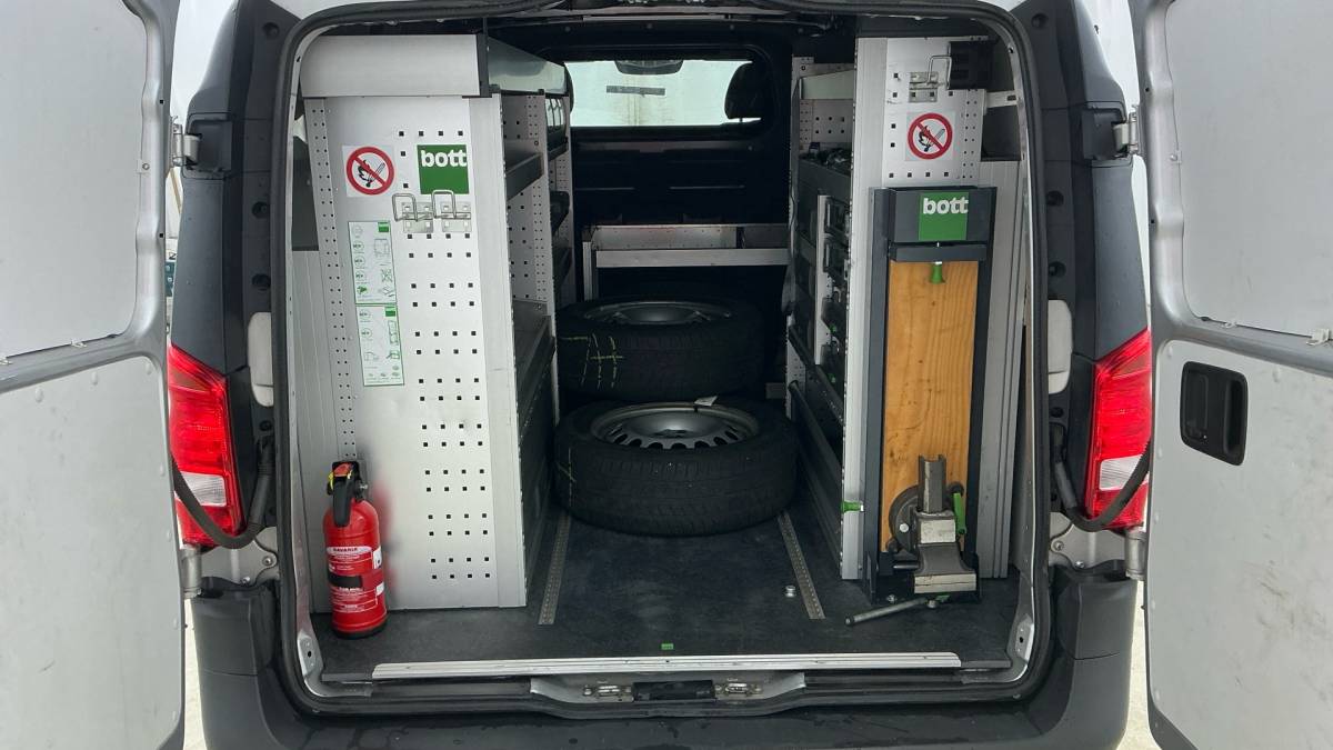 Mercedes-Benz Vito Mercedes-Benz Vito 114 CDI Lang Aut. Navi/Camera/Led/Bott Inrichting
