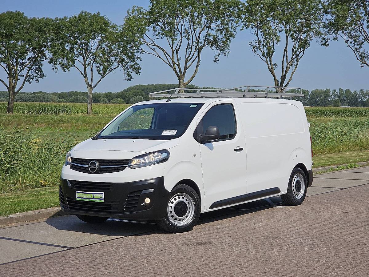 Opel Vivaro OPEL VIVARO 1.5 l2 nap navi trekhaak