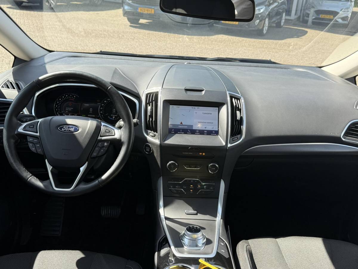 Ford S-Max Ford S-Max 2.5 FHEV Titanium 7pers 190pk | Panoramadak | Achteruitrijcamera | Stoelverwarming | Ambient Lightning | SYNC 3 Navigatie