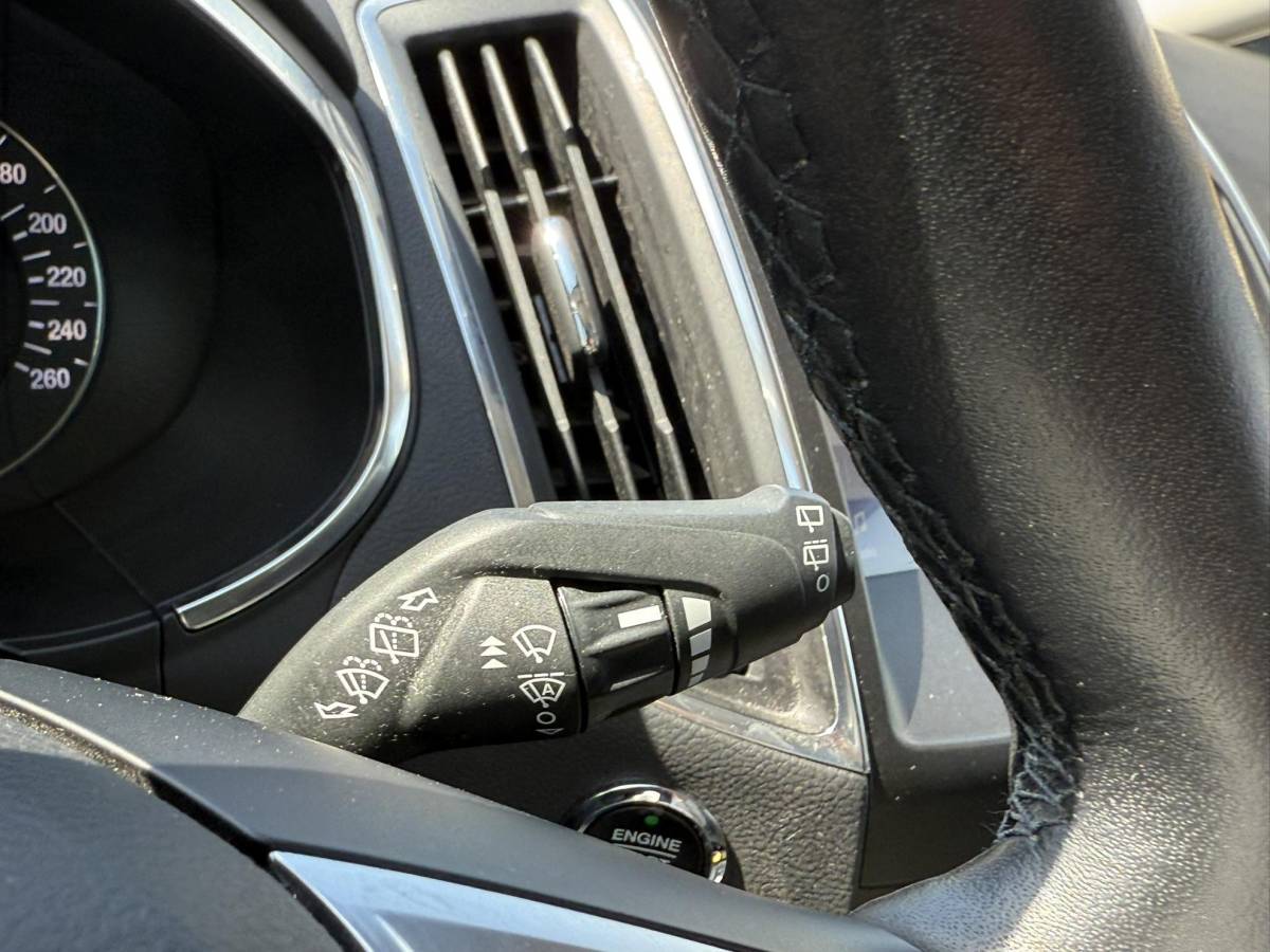 Ford S-Max Ford S-Max 2.5 FHEV Titanium 7pers 190pk | Panoramadak | Achteruitrijcamera | Stoelverwarming | Ambient Lightning | SYNC 3 Navigatie