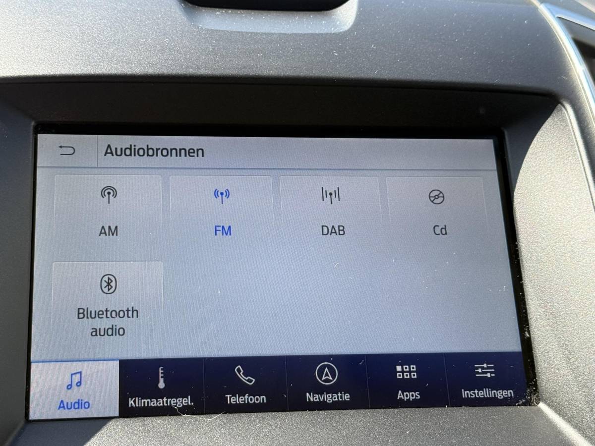 Ford S-Max Ford S-Max 2.5 FHEV Titanium 7pers 190pk | Panoramadak | Achteruitrijcamera | Stoelverwarming | Ambient Lightning | SYNC 3 Navigatie