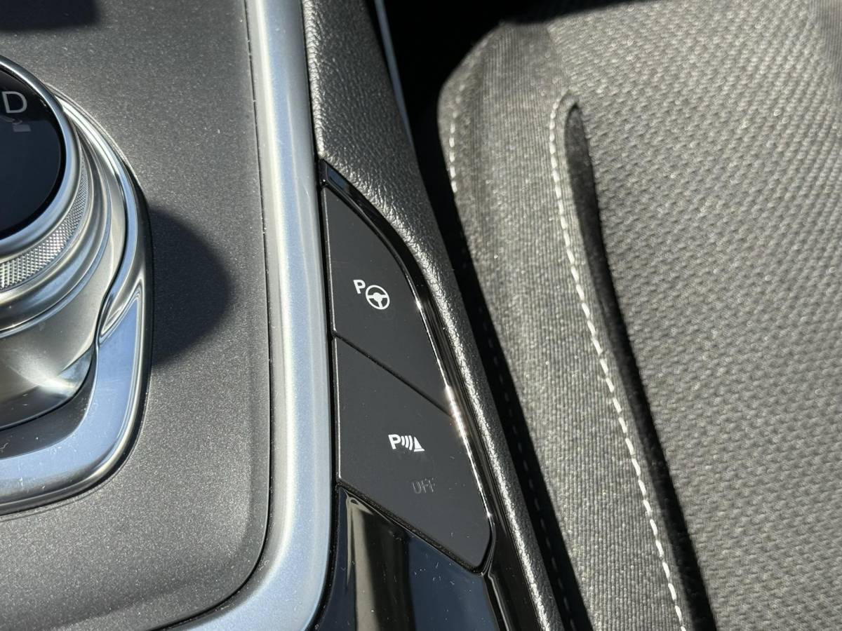 Ford S-Max Ford S-Max 2.5 FHEV Titanium 7pers 190pk | Panoramadak | Achteruitrijcamera | Stoelverwarming | Ambient Lightning | SYNC 3 Navigatie