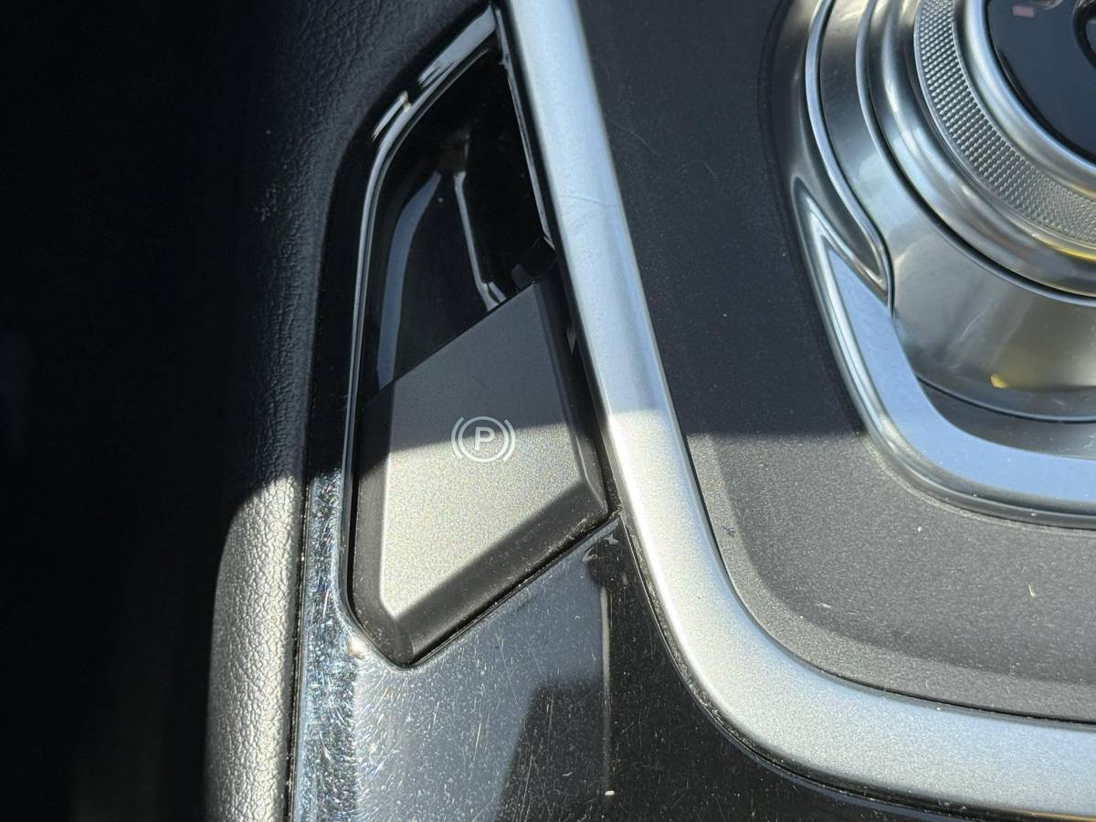Ford S-Max Ford S-Max 2.5 FHEV Titanium 7pers 190pk | Panoramadak | Achteruitrijcamera | Stoelverwarming | Ambient Lightning | SYNC 3 Navigatie