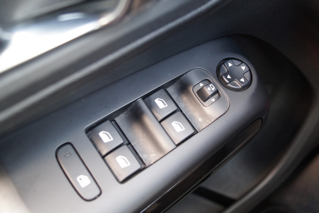 Citroën C5 Aircross Citroen C5 Aircross 1.2 PureTech 130pk Business -NAVI-ECC-PDC-