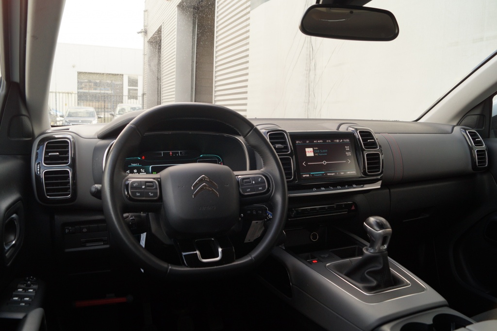 Citroën C5 Aircross Citroen C5 Aircross 1.2 PureTech 130pk Business -NAVI-ECC-PDC-
