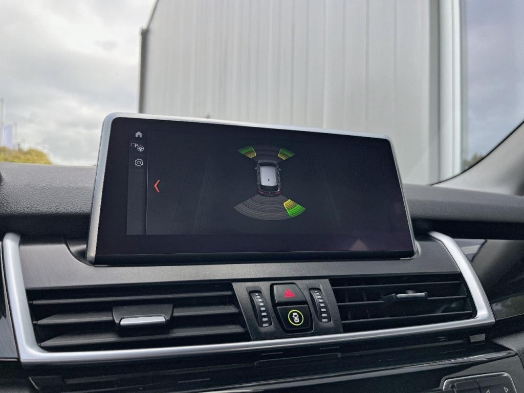 BMW 2 Serie BMW 2 Serie Active Tourer 225xe LEDER SPORTSTOELEN NAVIGATIE LMV LED