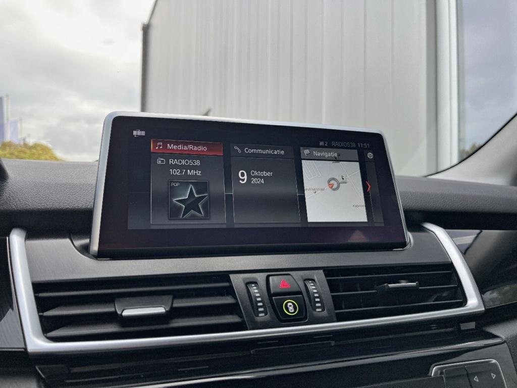 BMW 2 Serie BMW 2 Serie Active Tourer 225xe LEDER SPORTSTOELEN NAVIGATIE LMV LED