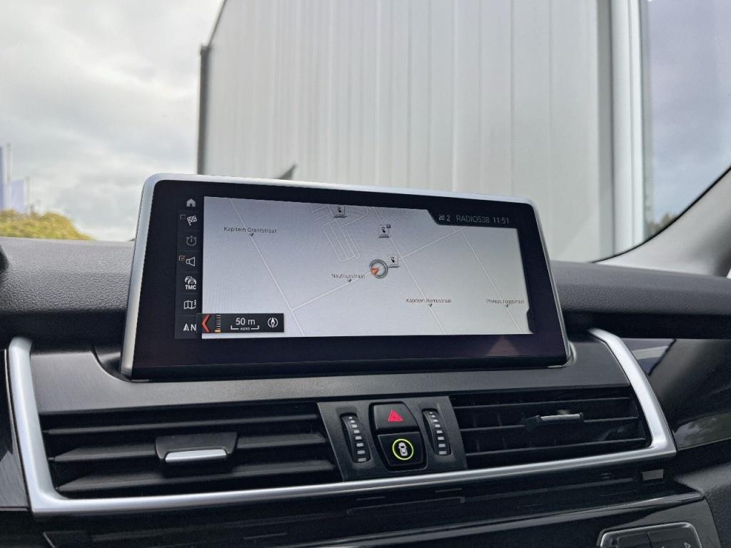 BMW 2 Serie BMW 2 Serie Active Tourer 225xe LEDER SPORTSTOELEN NAVIGATIE LMV LED