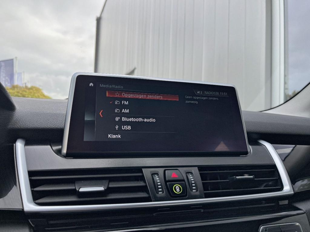 BMW 2 Serie BMW 2 Serie Active Tourer 225xe LEDER SPORTSTOELEN NAVIGATIE LMV LED