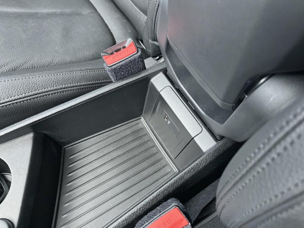 BMW 2 Serie BMW 2 Serie Active Tourer 225xe LEDER SPORTSTOELEN NAVIGATIE LMV LED