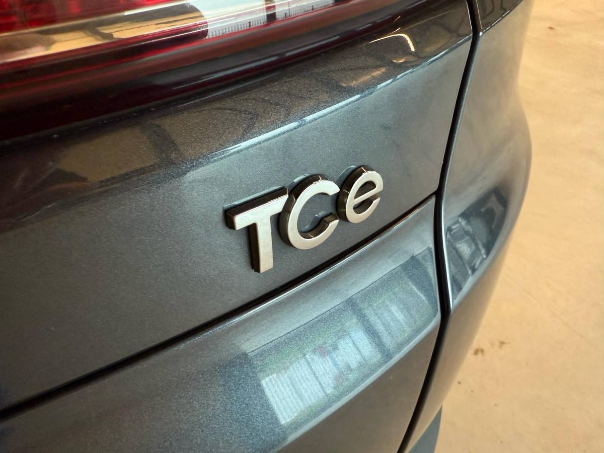 Renault Mégane Estate Renault Mégane Estate 1.2 TCe LIMITED-uitv|CLIMA AIRCO|LM-VELG|CRUISE CONTROL|ISOFIX|NAVIGATIE|nieuwe APK+O.H.BEURT BIJ AFLEVERING
