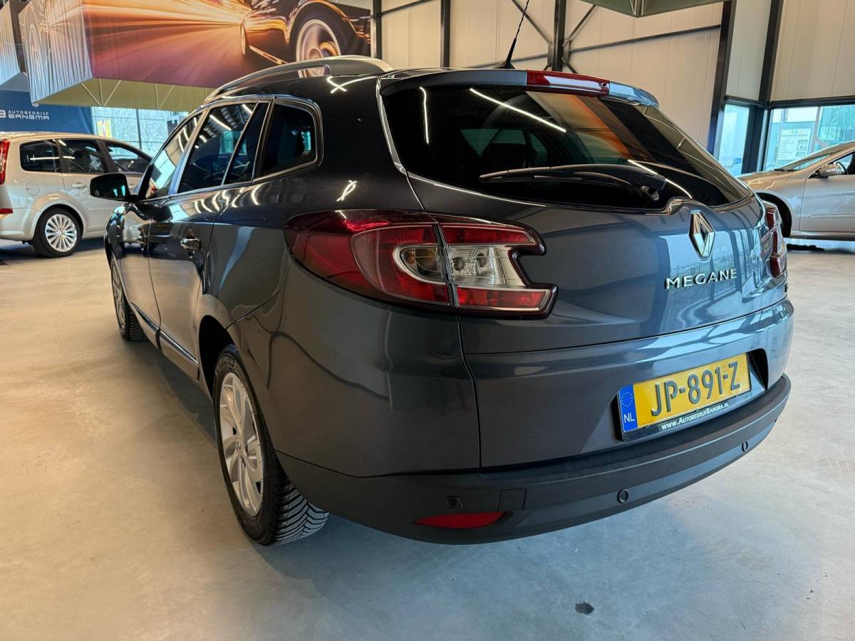 Renault Mégane Estate Renault Mégane Estate 1.2 TCe LIMITED-uitv|CLIMA AIRCO|LM-VELG|CRUISE CONTROL|ISOFIX|NAVIGATIE|nieuwe APK+O.H.BEURT BIJ AFLEVERING