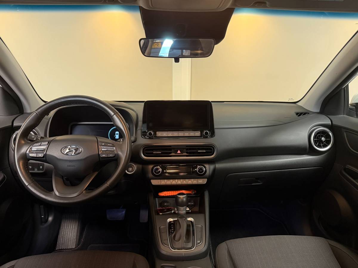 Hyundai Kona Hyundai Kona 1.6 GDI HEV *Dealer OH* Trekhaak|Carplay|Camera|Cruise|All-seasons
