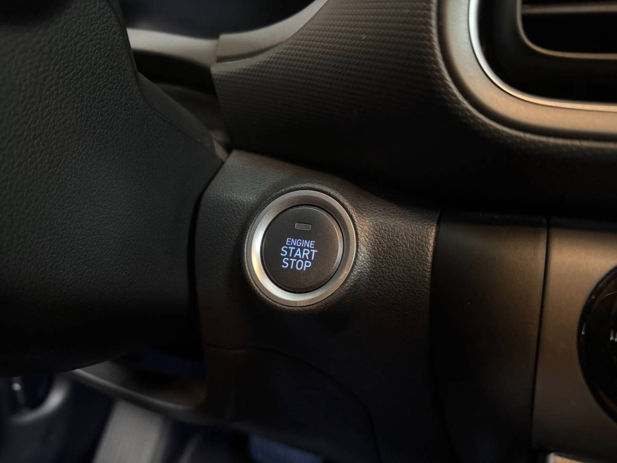 Hyundai Kona Hyundai Kona 1.6 GDI HEV *Dealer OH* Trekhaak|Carplay|Camera|Cruise|All-seasons