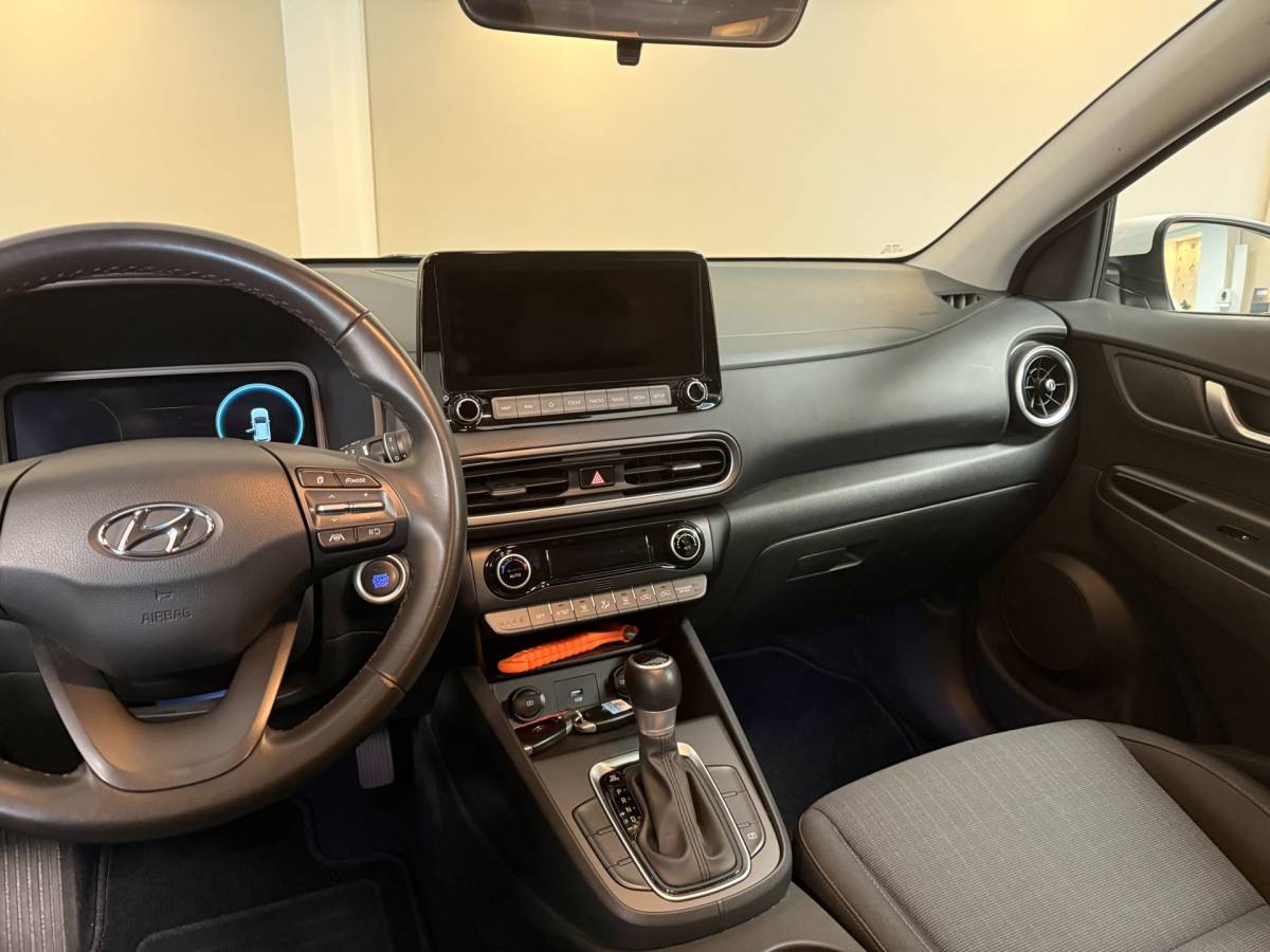 Hyundai Kona Hyundai Kona 1.6 GDI HEV *Dealer OH* Trekhaak|Carplay|Camera|Cruise|All-seasons