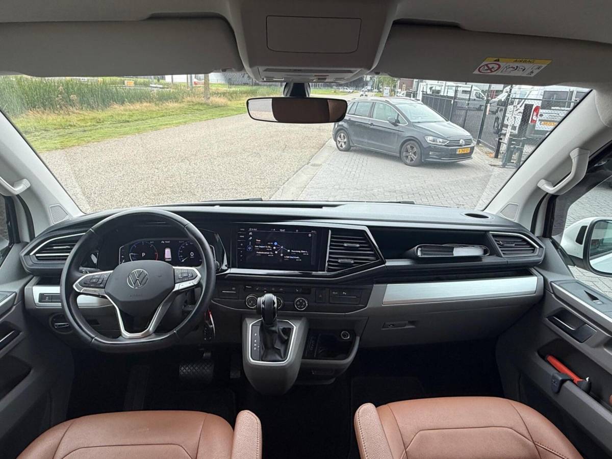 Volkswagen Transporter Volkswagen Transporter 2.0 TDI L2H1 31 DC 4Motion Bulli T6. 204PkDubbele Cabine DSG 31 L2H1 DIG. COCKPIT ADAPT. CRUISE LED, 2x Schuif