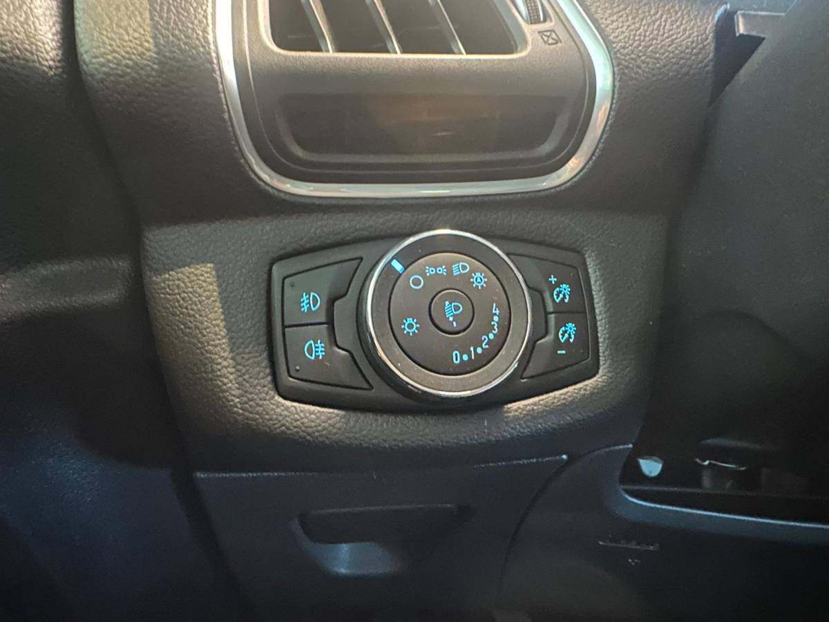 Ford B-MAX Ford B-Max 1.0 EcoBoost TITANIUM|CLIMA AIRCO|ISOFIX|LM-VELG|NAVIGATIE|PANORAMADAK|55.795 km NAP|nwe APK+O.H.BEURT+DISTRIBUTIERIEM