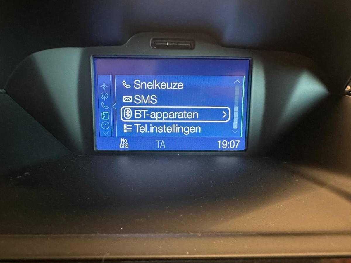 Ford B-MAX Ford B-Max 1.0 EcoBoost TITANIUM|CLIMA AIRCO|ISOFIX|LM-VELG|NAVIGATIE|PANORAMADAK|55.795 km NAP|nwe APK+O.H.BEURT+DISTRIBUTIERIEM