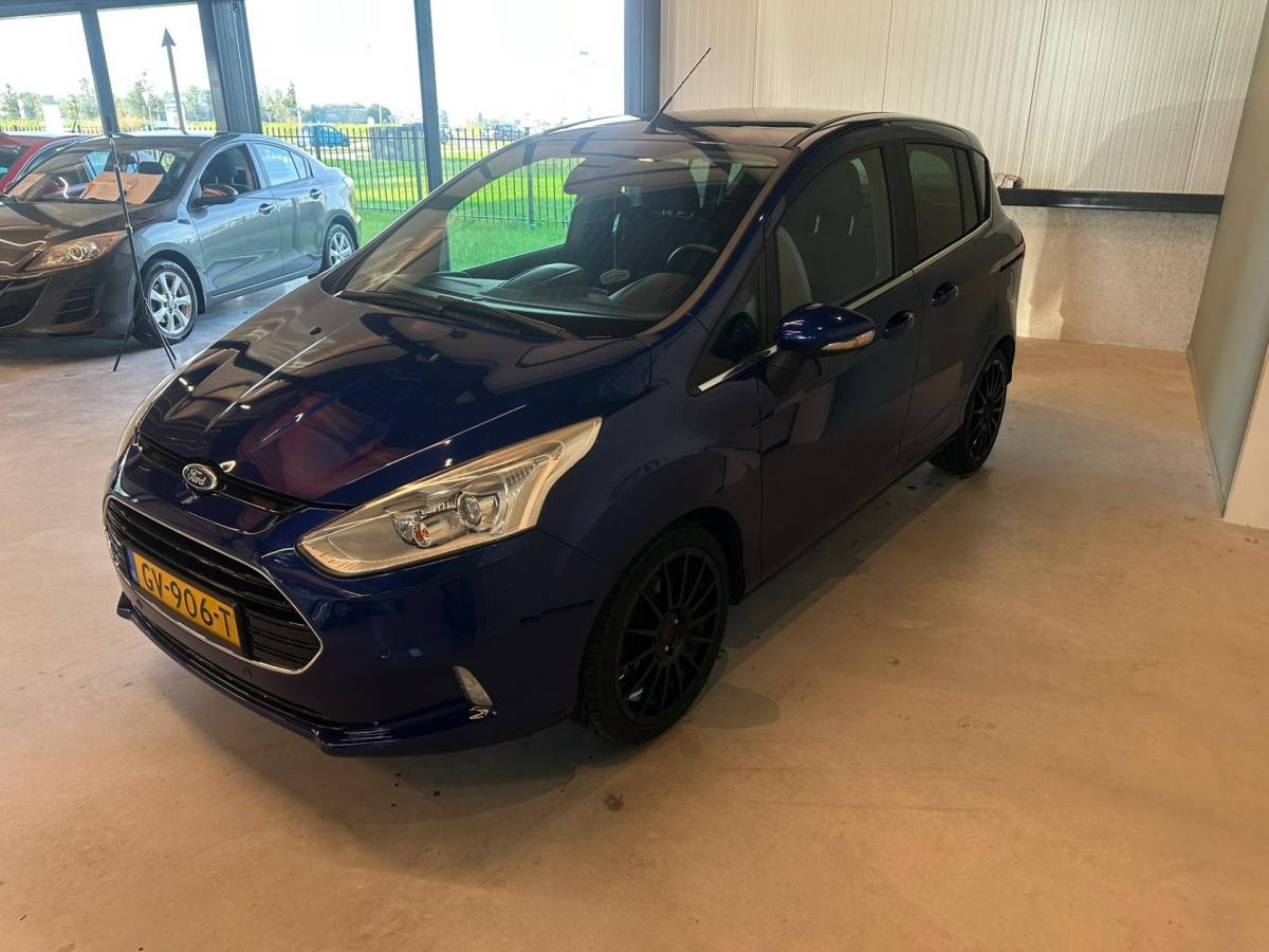 Ford B-MAX Ford B-Max 1.0 EcoBoost TITANIUM|CLIMA AIRCO|ISOFIX|LM-VELG|NAVIGATIE|PANORAMADAK|55.795 km NAP|nwe APK+O.H.BEURT+DISTRIBUTIERIEM