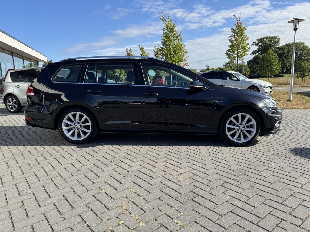 Volkswagen Golf Volkswagen Golf Variant 1.5 TSI HL Bns R