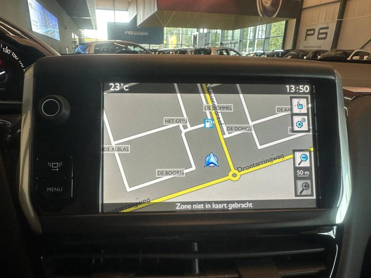 Peugeot 208 Peugeot 208 1.2 VTi 5-DEURS ACTIVE|AIRCO|LM-VELG|ISOFIX|BLUETOOTH|NAVIGATIE|CRUISECONTROL|nweAPK+OH+DISTRIBUTIERIEM BIJ AFLEVERING