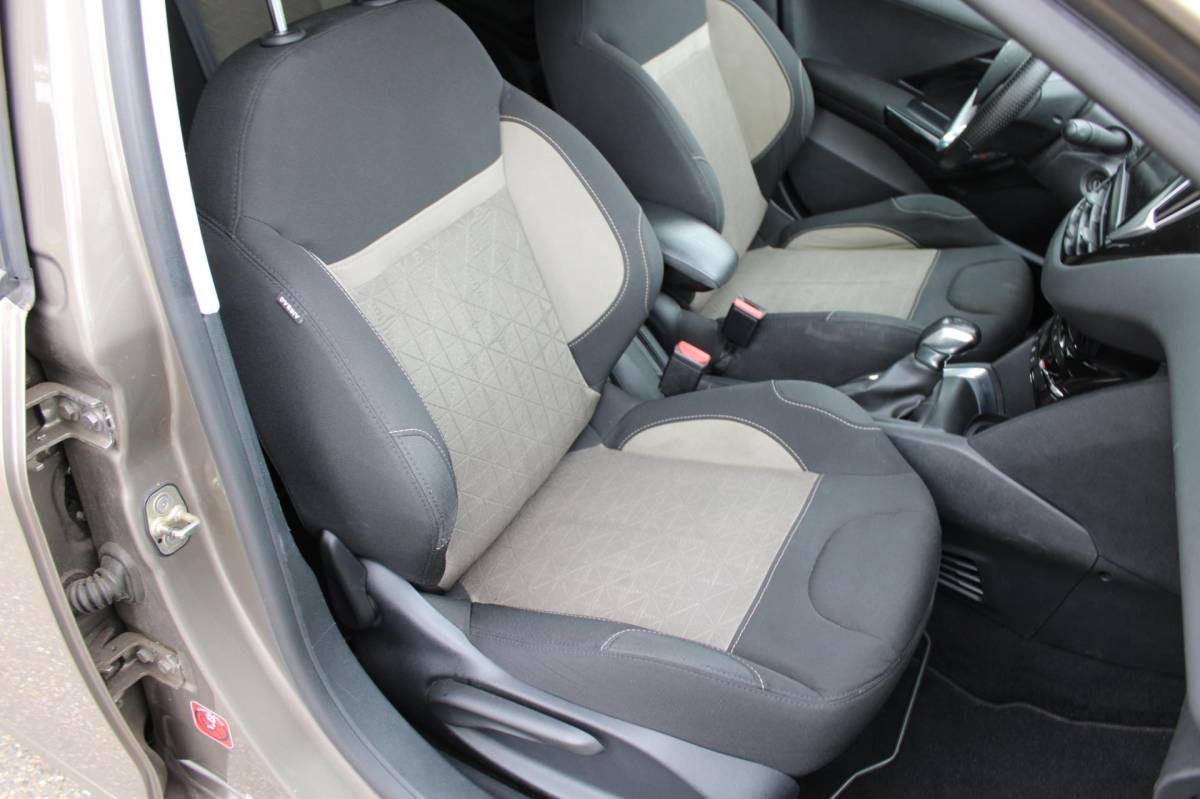 Peugeot 208 Peugeot 208 1.2 VTi 5-DEURS OXYGO-uitv|CLIMA AIRCO|ISOFIX|CRUISE CONTROL|NAVIGATIE|LED|TREKHAAK/LM-VELG|BLUETOOTH/nwe APK+OH.BEURT