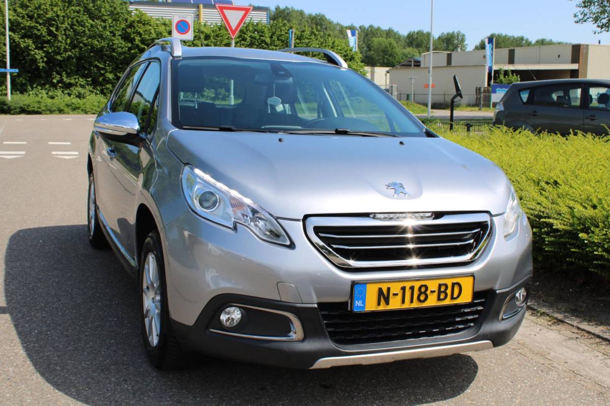 Peugeot 2008 Peugeot 2008 1.2 PureTech ALLURE PACK PREMIUM PLUS|CLIMA AIRCO|CRUISECONTROL|HALF LEER|LM-VELG|nieuwe APK+OH BEURT+DISTRIBUTIERIEM
