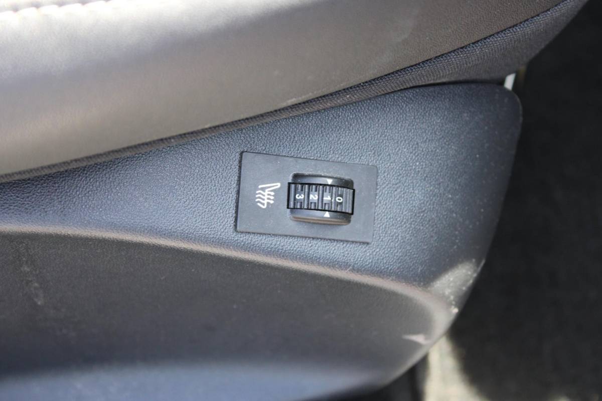 Peugeot 2008 Peugeot 2008 1.2 PureTech ALLURE PACK PREMIUM PLUS|CLIMA AIRCO|CRUISECONTROL|HALF LEER|LM-VELG|nieuwe APK+OH BEURT+DISTRIBUTIERIEM