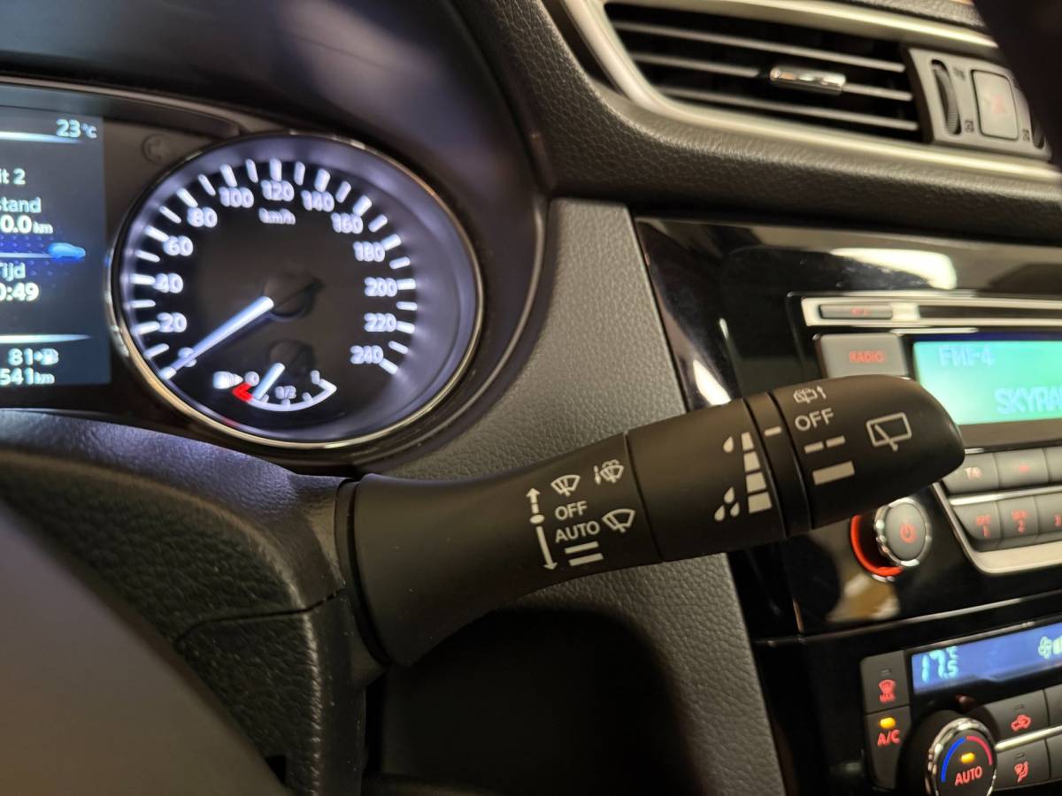 Nissan QASHQAI Nissan Qashqai 1.2 Acenta *2de Eigenaar* Trekhaak|Panodak|Cruise|NAP
