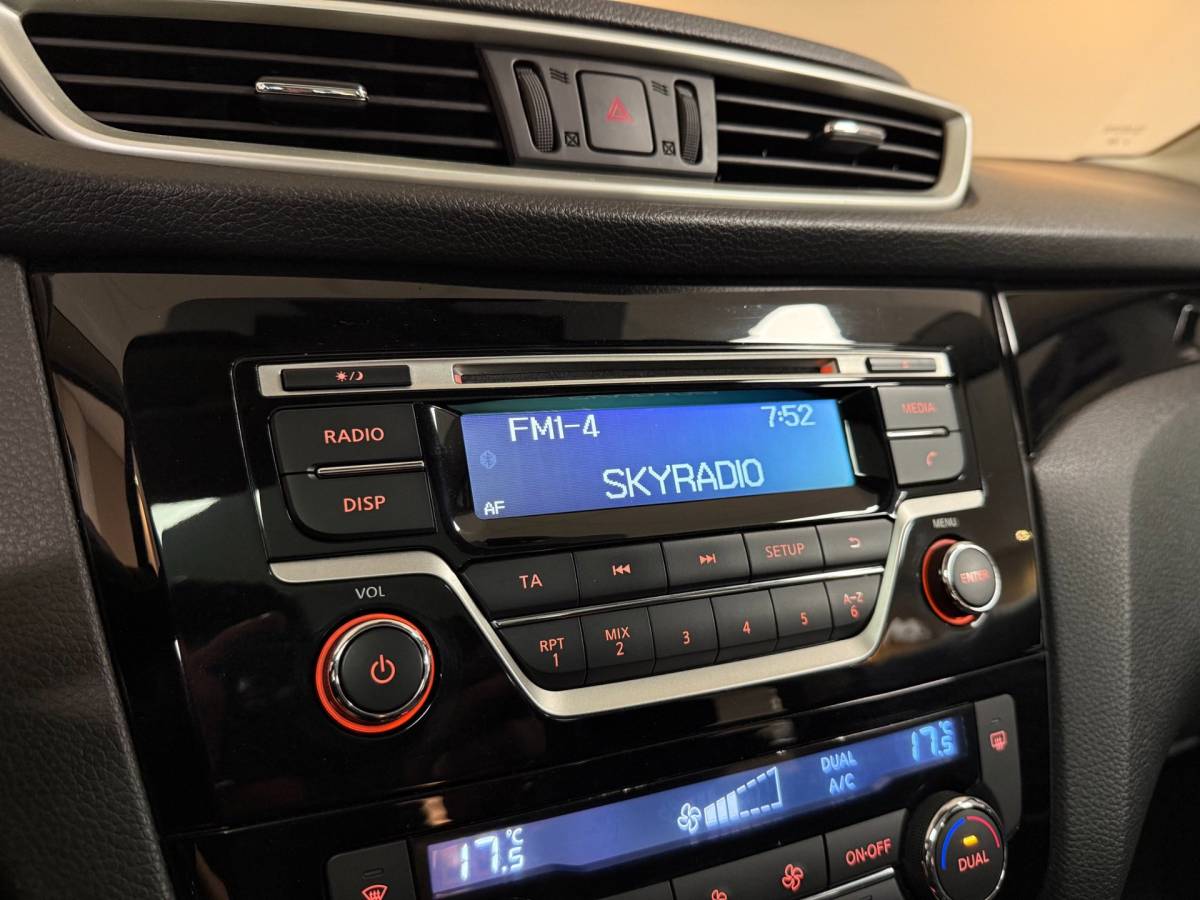 Nissan QASHQAI Nissan Qashqai 1.2 Acenta *2de Eigenaar* Trekhaak|Panodak|Cruise|NAP