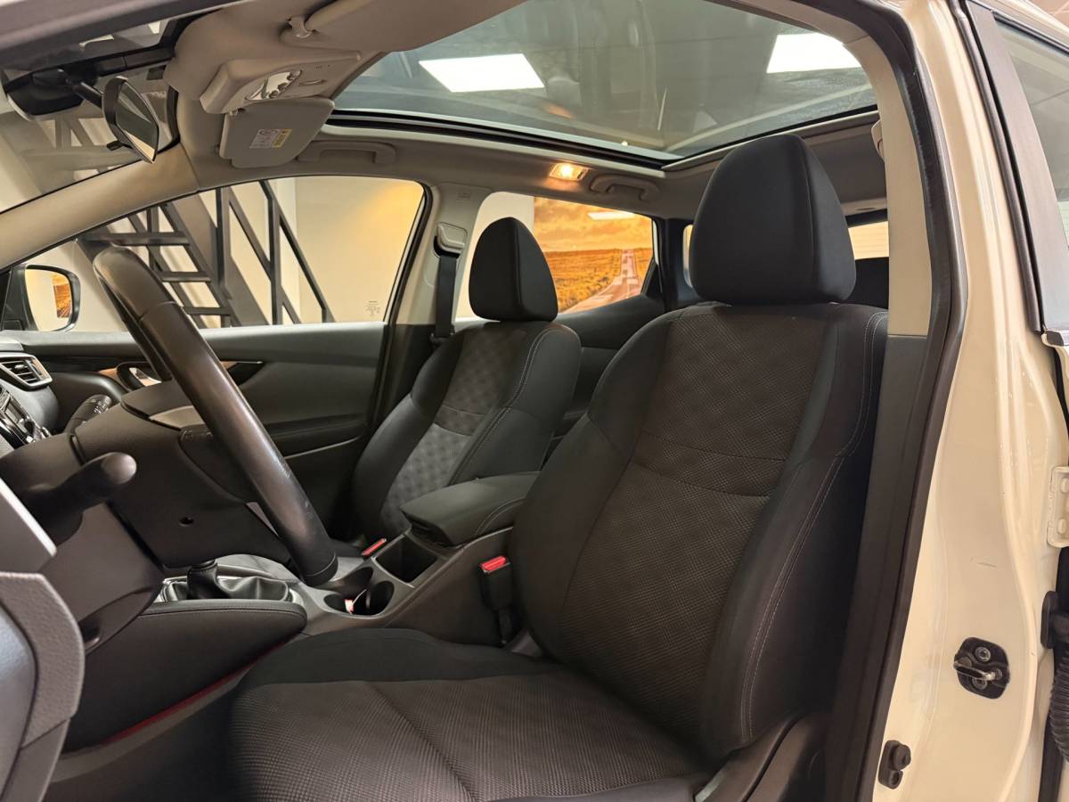Nissan QASHQAI Nissan Qashqai 1.2 Acenta *2de Eigenaar* Trekhaak|Panodak|Cruise|NAP